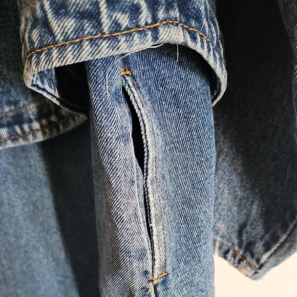 Classic Blue Denim Hooded Jacket - Picture 7 of 10